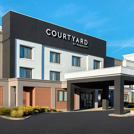 Courtyard Newburgh Stewart Airport Hotell Eksteriør bilde