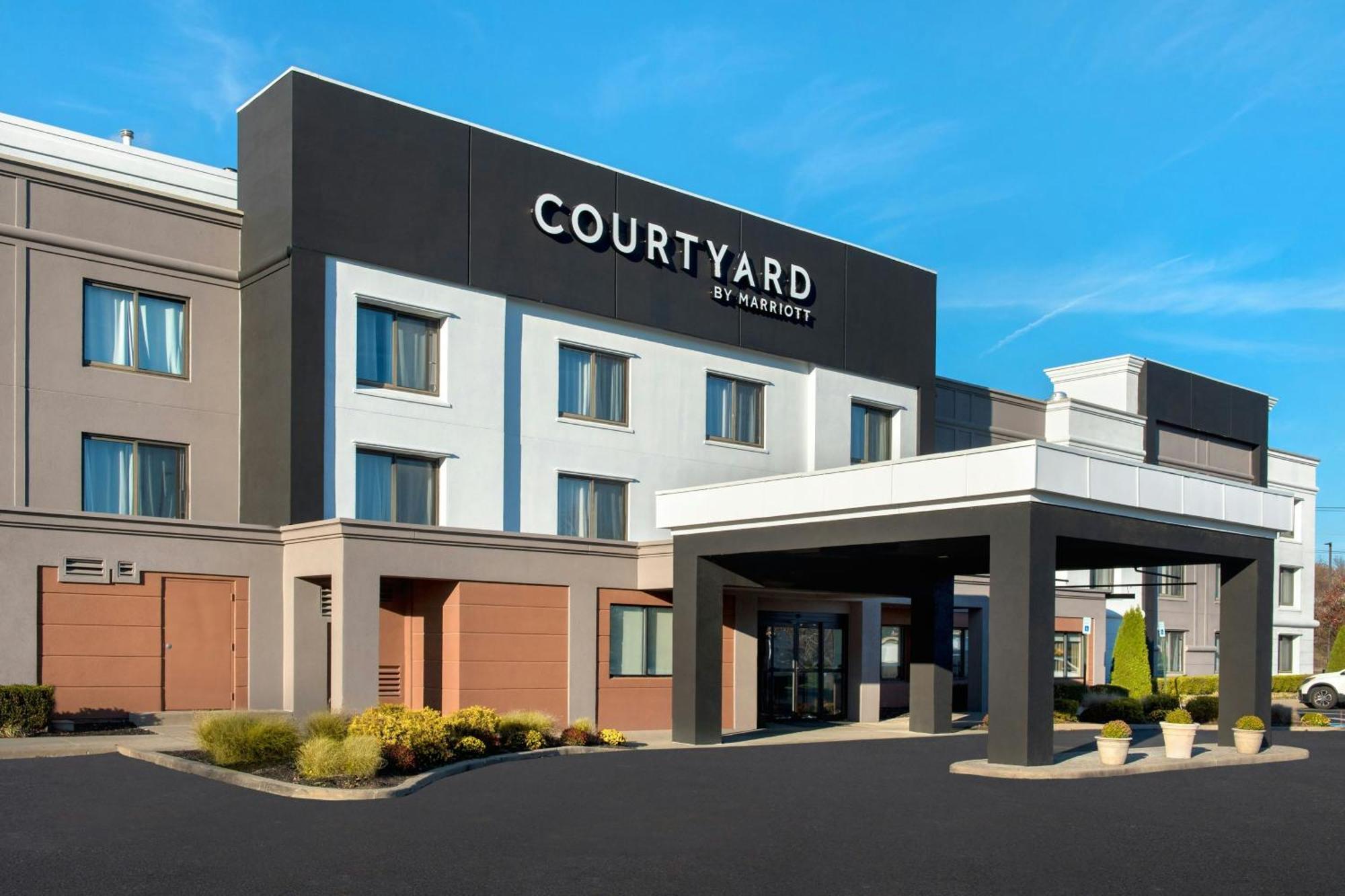 Courtyard Newburgh Stewart Airport Hotell Eksteriør bilde